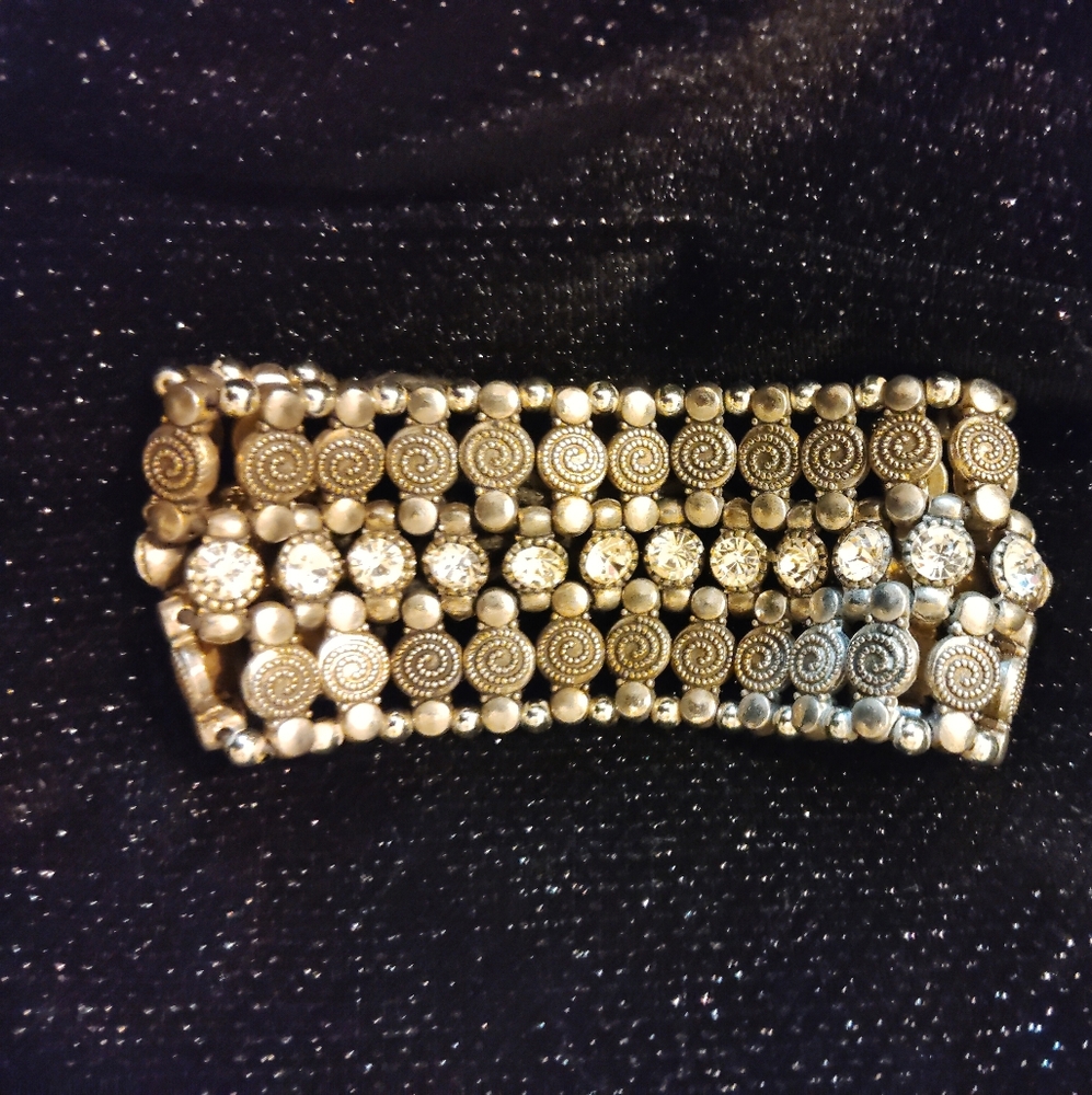Intricate Gold and Silver Beaded Hair Accessory